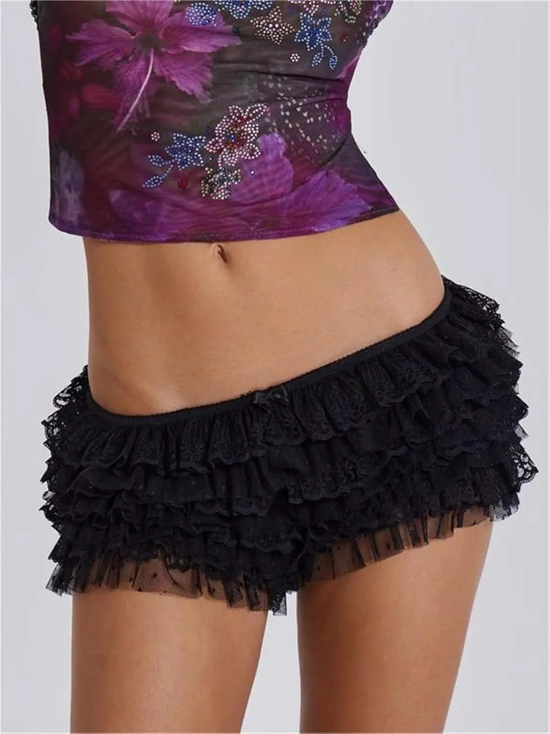 Alyweatry Women Ruffle Lace Mini Skirt Low Rise Pleated Vintage Grunge Tiered Y2k Lace Short Skirt Streetwear