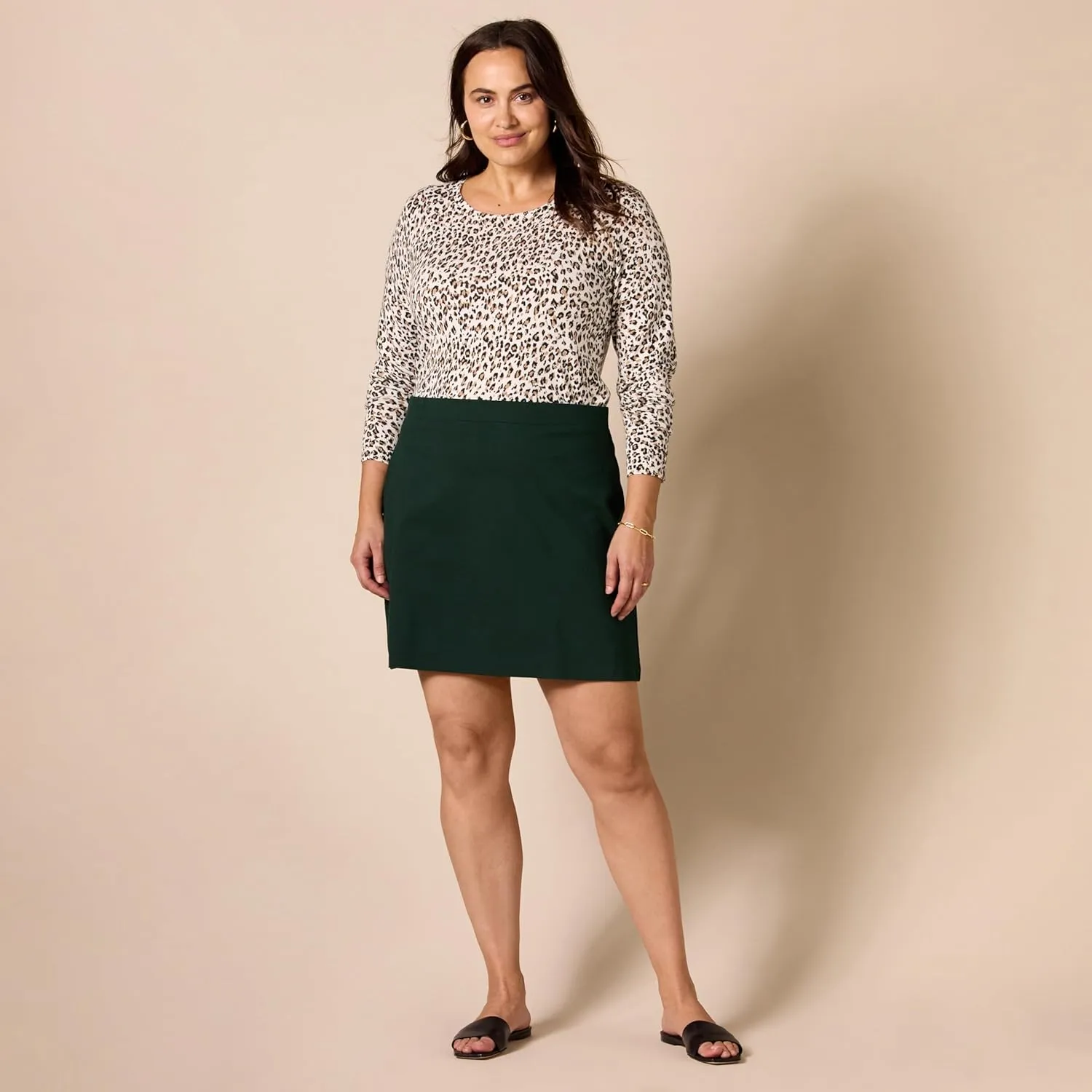 Amazon Essentials Women's Ponte Pull-On Mini Length A-Line Skirt
