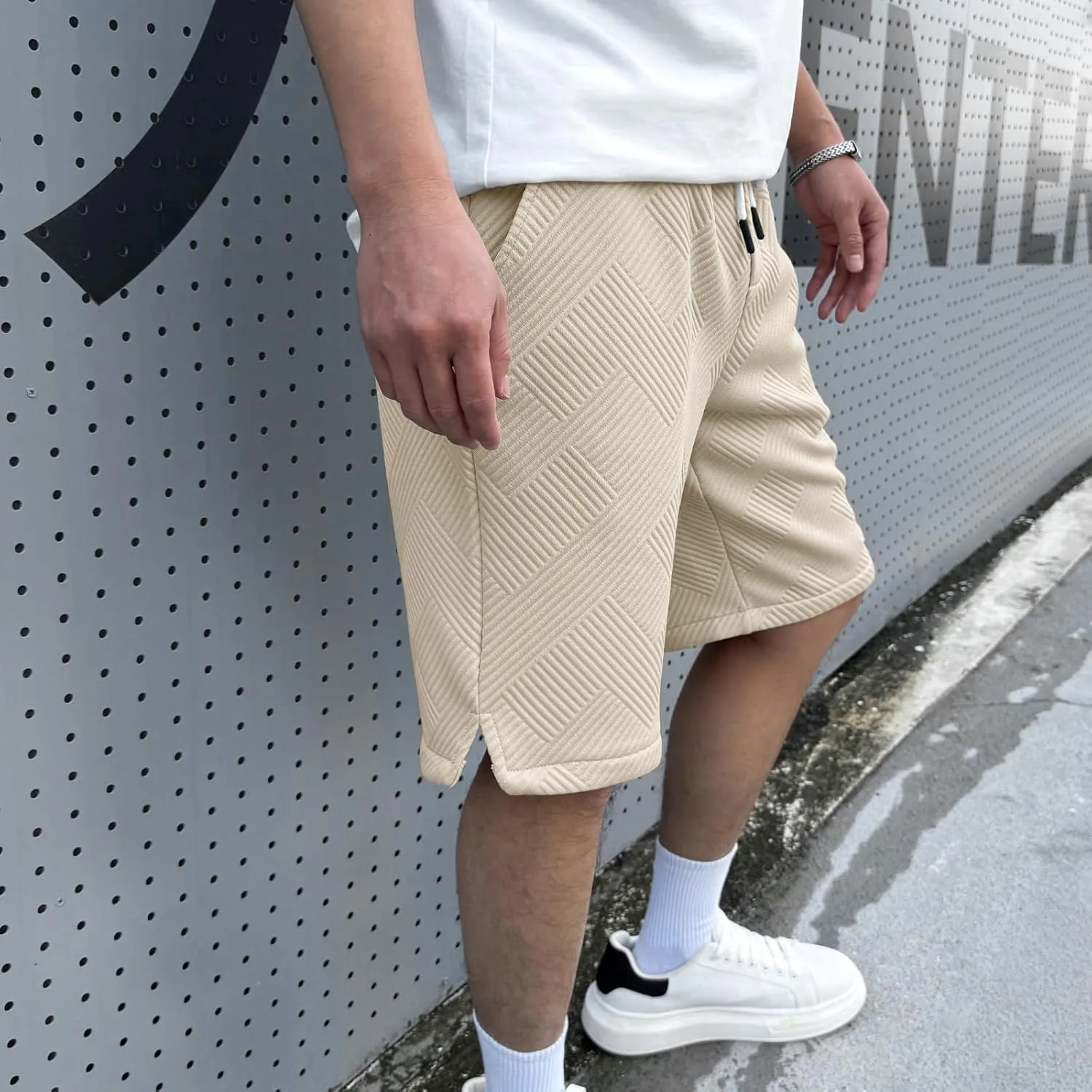 HOTake Men's Casual Shorts Drawstring Elastic Waist Geometric Texture Beach Shorts for Men