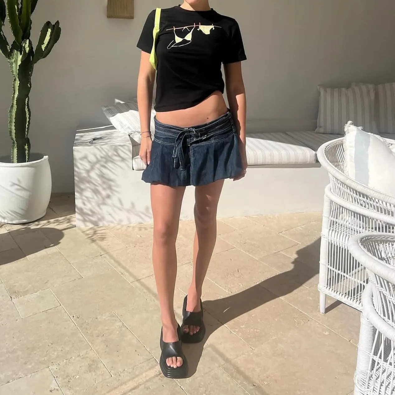 Oversized Graphic Tees for Women Y2k Short Sleeve Ocean/Shark Baggy Shirt Cute Crewneck Aesthetic Preppy Clothes